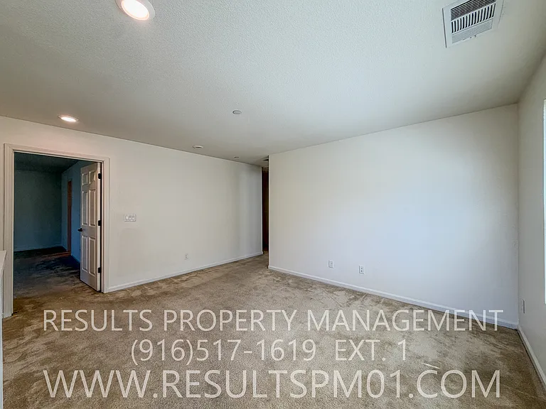 4329 Gentry Way — Photo 23