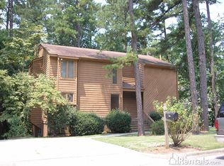 6007 Applewood Ln, Raleigh, NC 27609