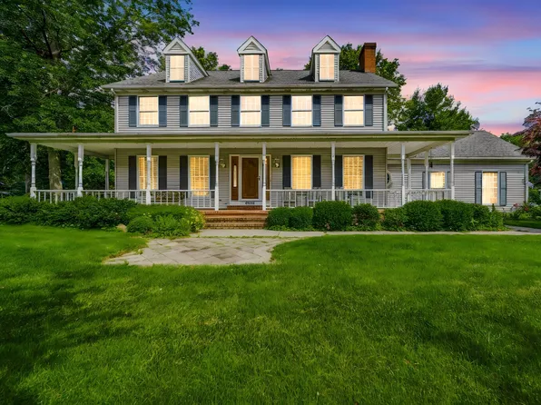 6402 Downhill Dr, Erie, PA 16505