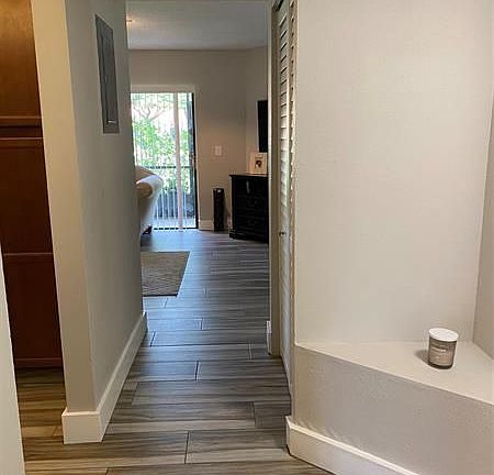 2nd image of 105 Congressional Way #105