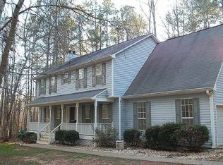 190 Oak Ridge Dr, Sharpsburg, GA 30277