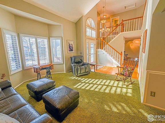 4th image of 888 S Palisade Ct