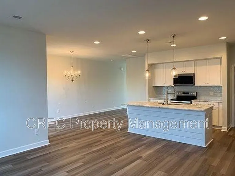 603 McLernon Trce — Photo 10