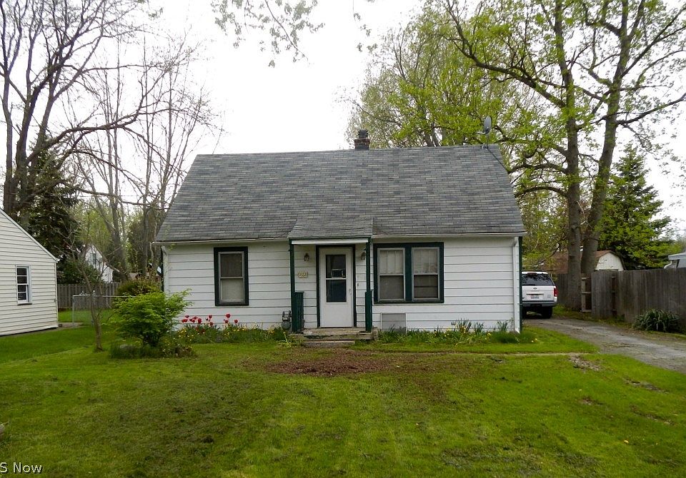 1st image of 9888 Dupont Dr