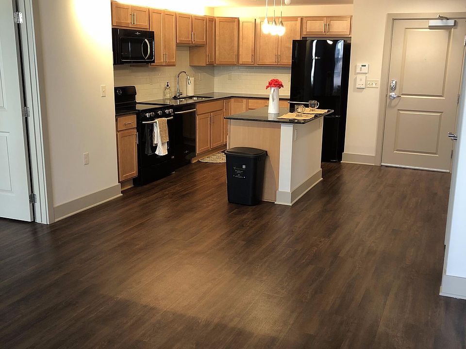 1st image of 248 Orleans St APT 205