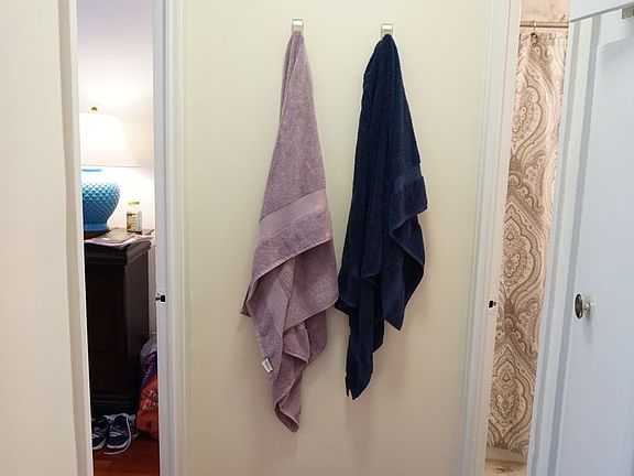 5th image of 279 E 44th St APT 10M