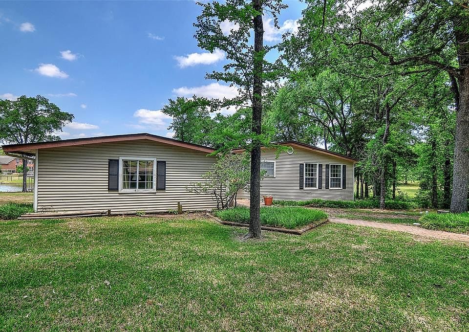 1st image of 622 Kiowa Dr E