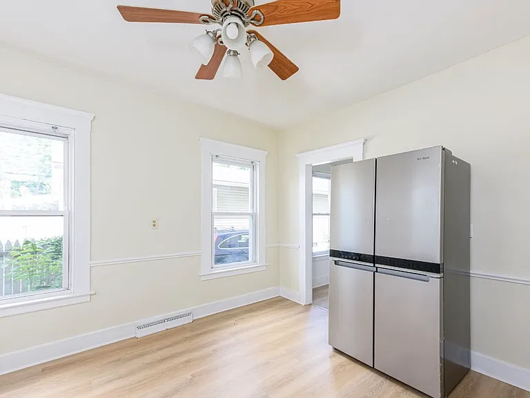 176 Leete St #1 — Photo 13