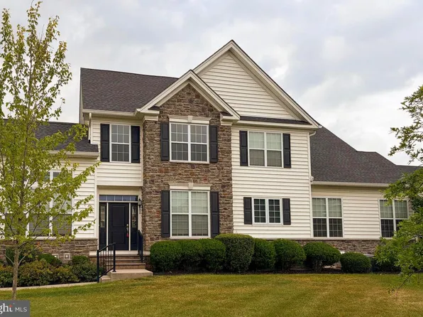 1733 Locust Dr, Yardley, PA 19067