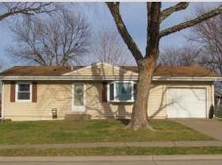 350 W 63rd St, Davenport, IA 52806