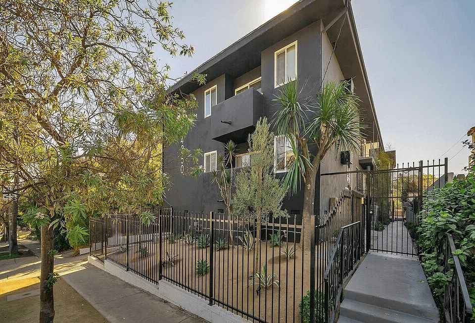 4350 Franklin Ave