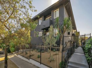 4350 Franklin, Los Angeles, CA 90027