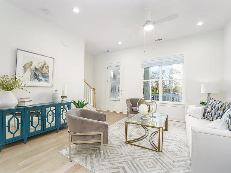 225 Ribbon Ln — Photo 5
