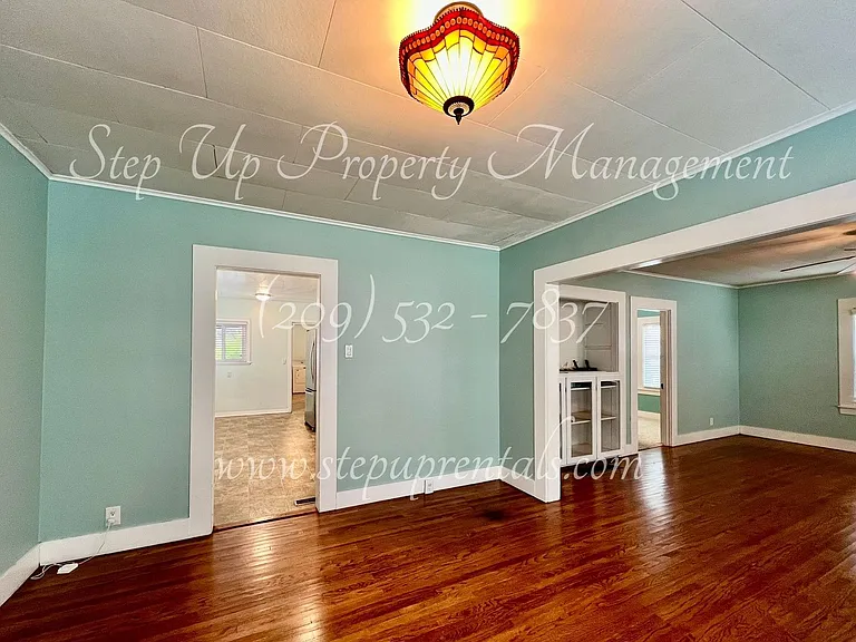 273 Lyons St — Photo 4