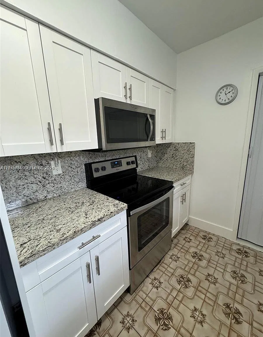 Hialeah 14 Addn — Photo 4