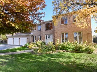 307 Anne Ct, Prospect Heights, IL 60070