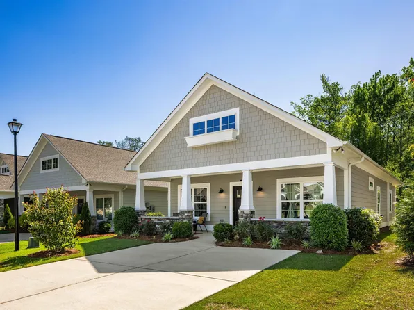 1425 Valley Trce, Birmingham, AL 35210