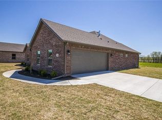 913 Hancock St., Prairie Grove, AR 72753