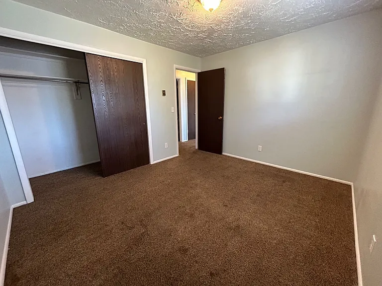 Cedar 680 W — Photo 11