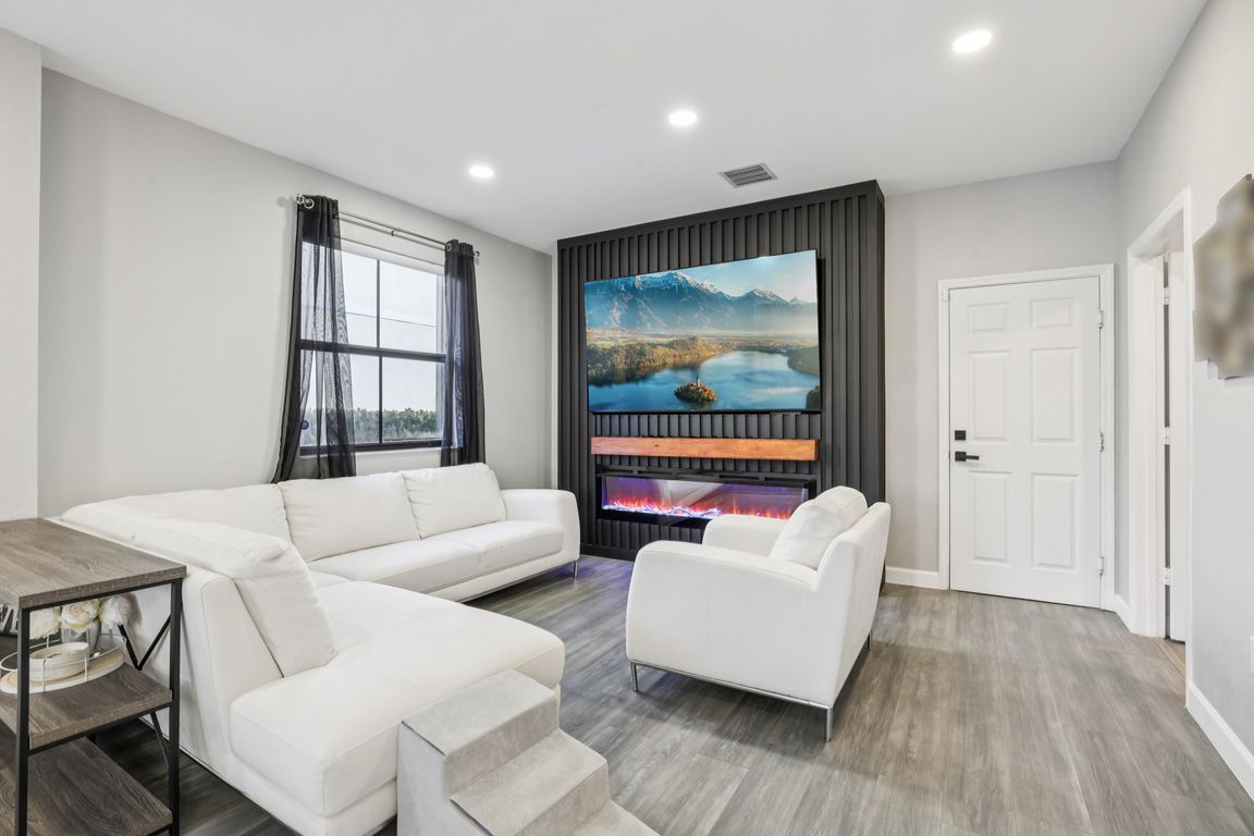 next background image