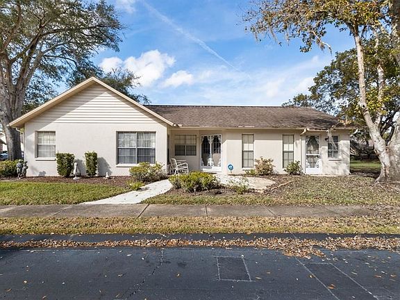 2nd image of 4724 Carrington Ct