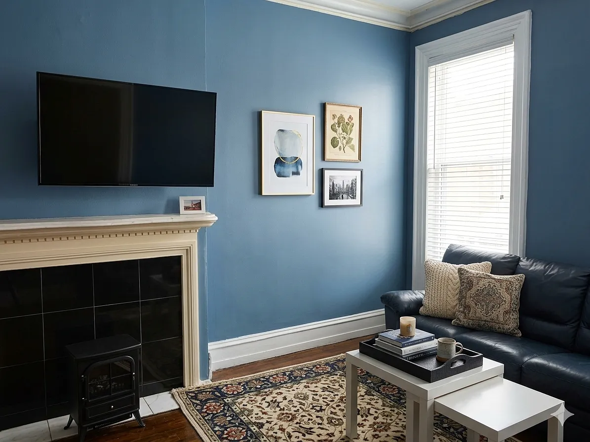 4 bed, $2,500 — Photo 3