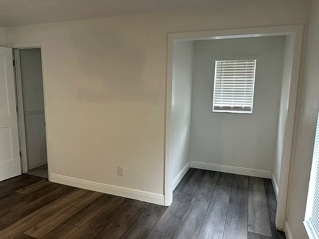 1405 Stewart Blvd — Photo 8