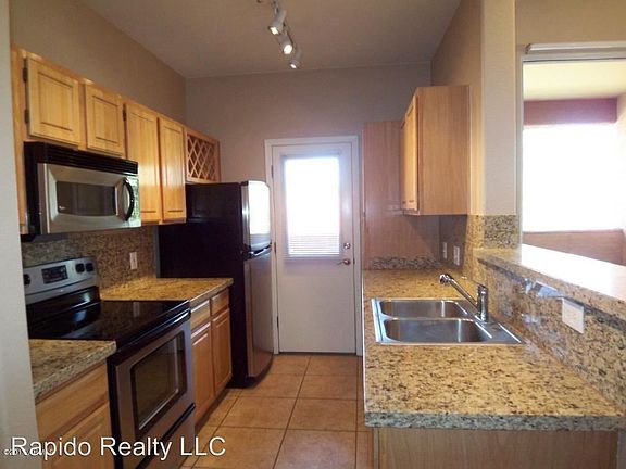 4th image of 2929 W Yorkshire Dr Unit 2017