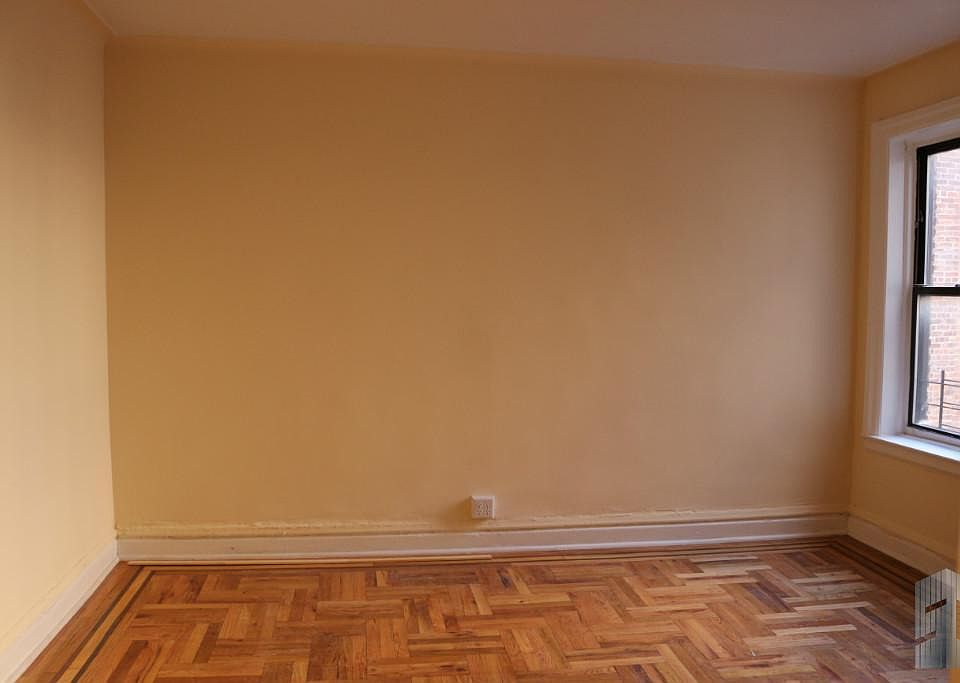 2nd image of 1562 Thieriot Ave APT 1F
