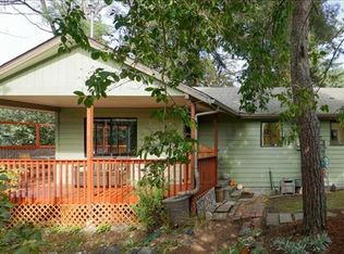 10750 17th Ave SW, Seattle, WA 98146