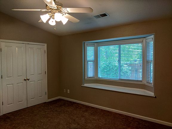 4th image of 7 Patrick Ct