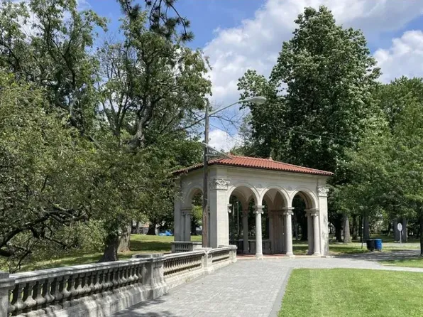 149 West 30th Street image 25 of 26