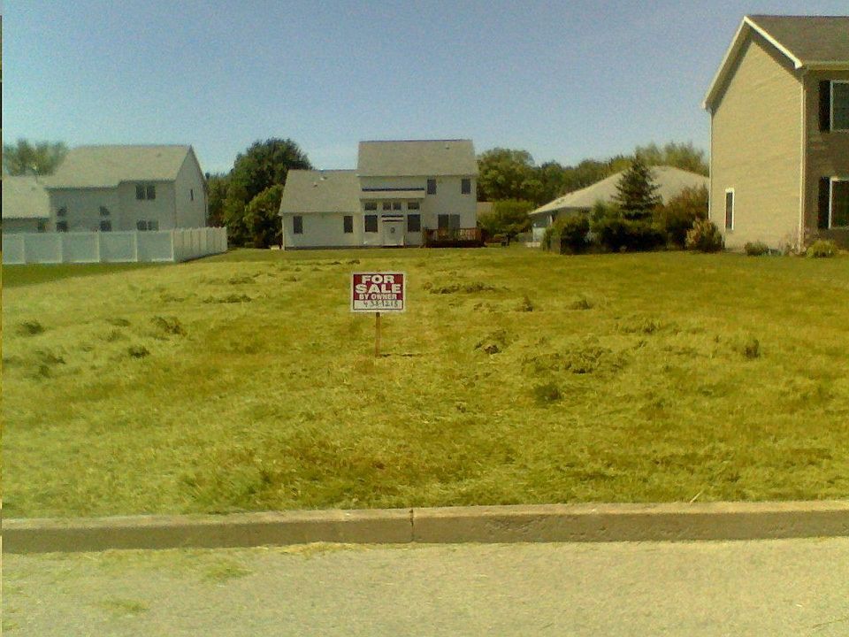 2nd image of 19 Desales Cir