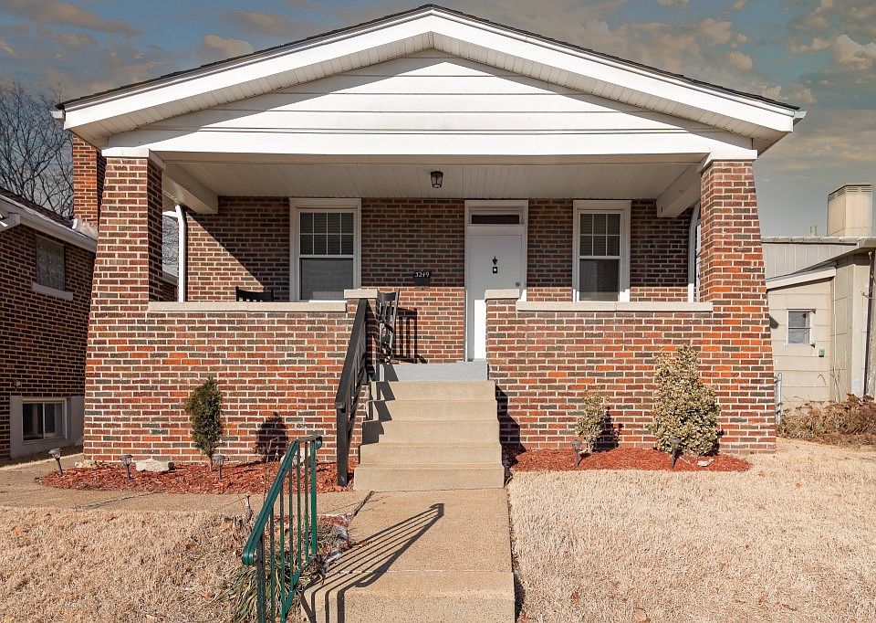 1st image of 3249 Childress Ave