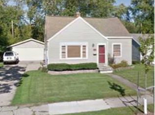 1018 S Oneida St, Green Bay, WI 54304