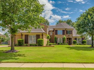 1099 Old Hearthstone Cir W, Collierville, TN 38017
