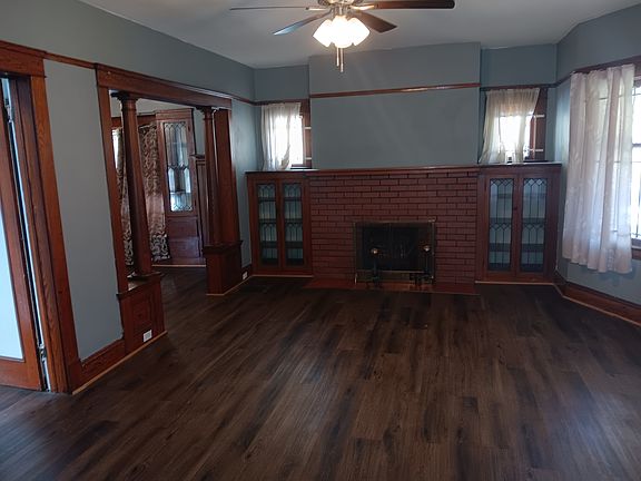 3rd image of 3320 E 118th St