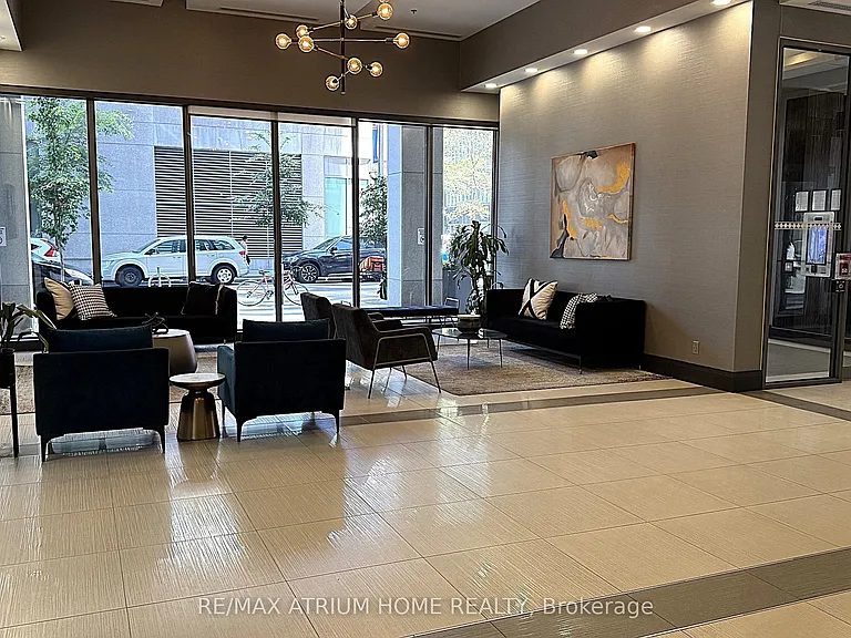19 Grand Trunk Cres #1601 — Photo 16