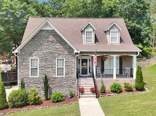 121 Sterling Gate Dr, Alabaster, AL 35007