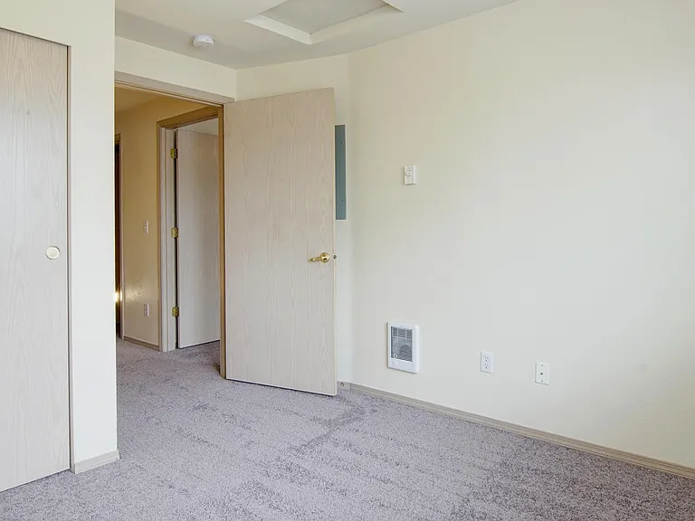Mountain View At Rivergreen Apartments — Photo 14