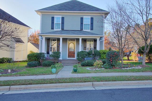102 Red Sunset Place - Front Exterior