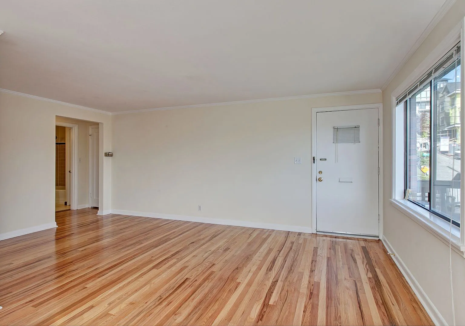 Kathwynn Apartments — Photo 4