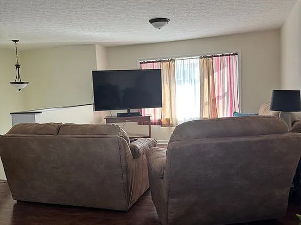630 Canaan Rd SE, Christiansburg, VA 24073
