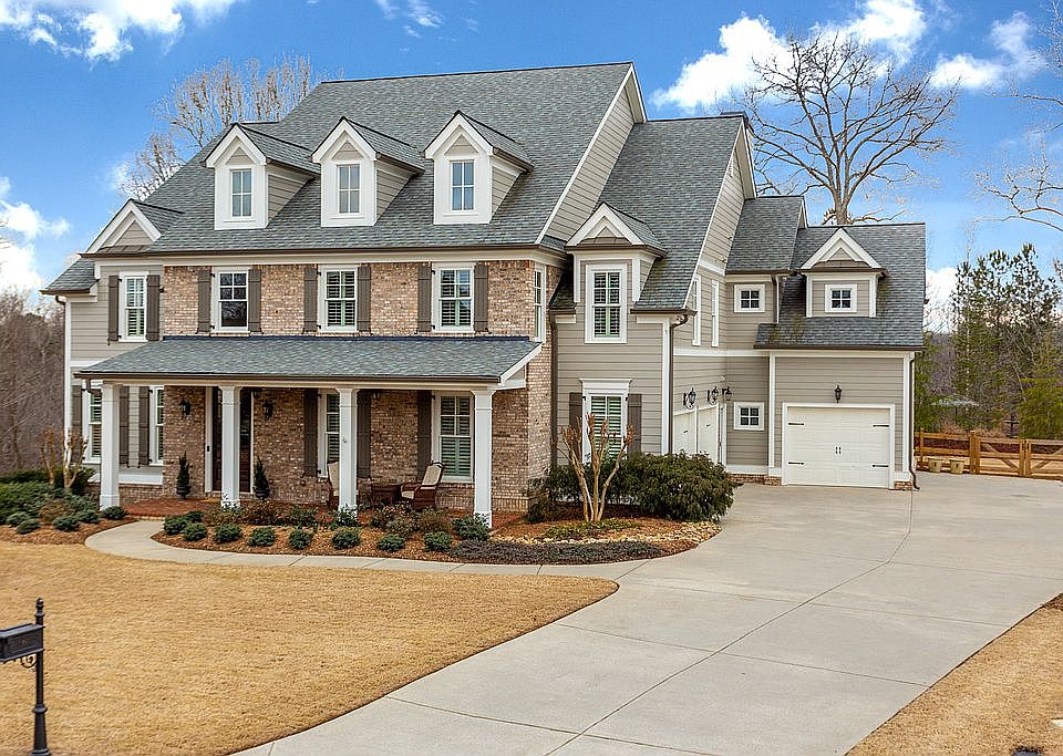 1st image of 14 Greywood Ln