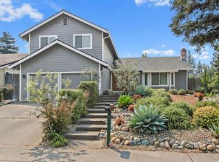 7460 Walnut Rd, Fair Oaks, CA 95628