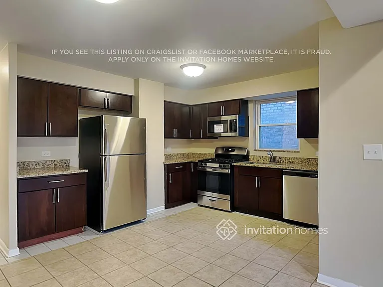 2728 Wesley Ave — Photo 10