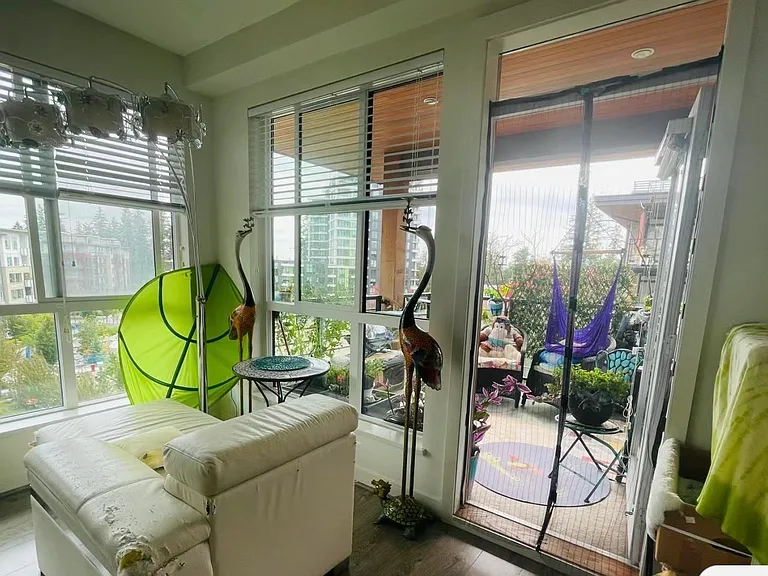 5983 Gray Ave — Photo 7