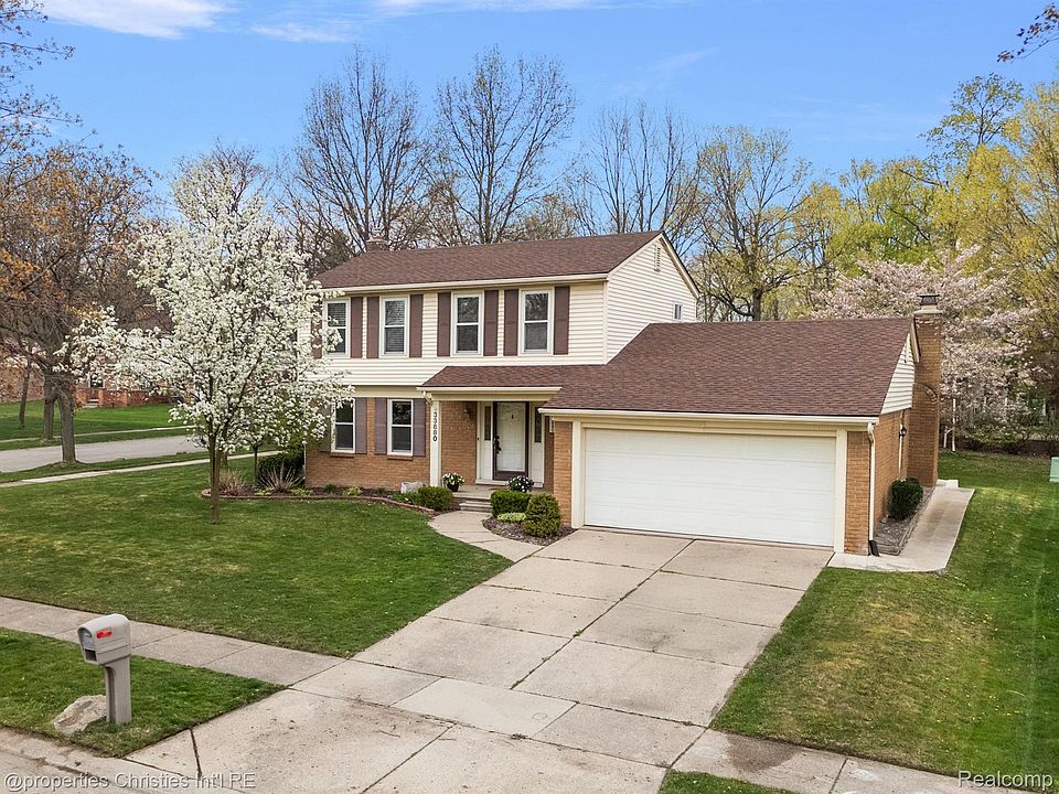 1st image of 33880 Fonville Dr