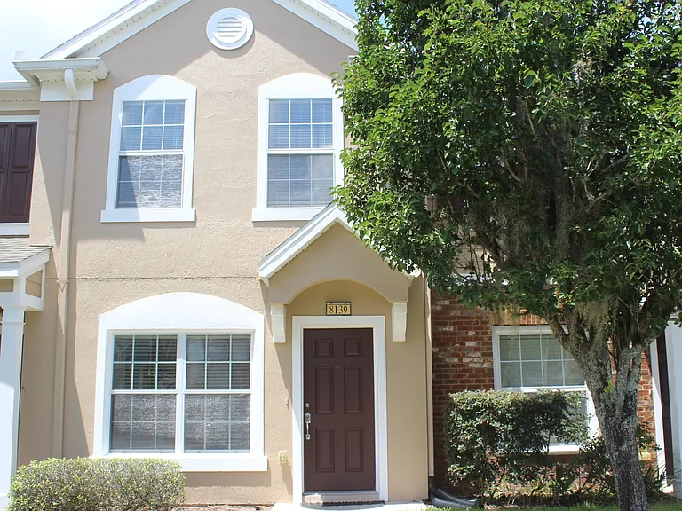 8139 Summerside Cir — Photo 1