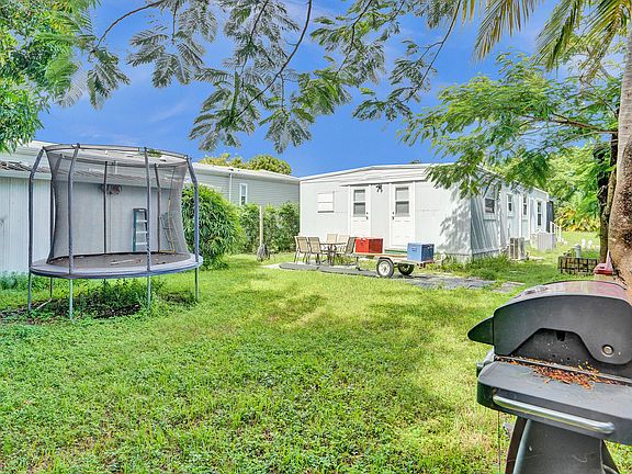 5th image of 2930 SW 58th Court #2930